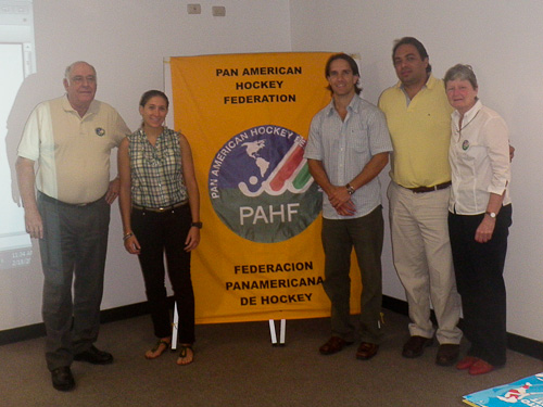 Junta Ejecutiva de Perú y Presidente y Secretario General de la PAHF